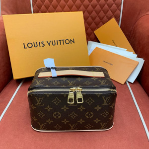 루이비통 토일레트리 백 M11750