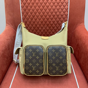 루이비통 호보 카고 M12697