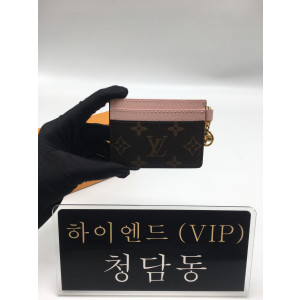 루이비통 참 카드 홀더 M82739