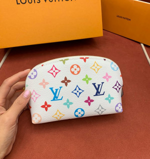 루이비통 무라카미 콜라보 코스메틱 파우치PM M13744