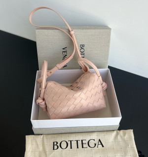 보테가베네타 탑 핸들 루프 백 796615 