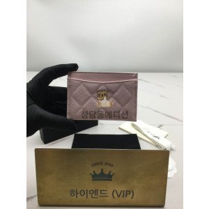 샤넬 클래식 캐비어 카드홀더 금장 (컬러 연핑크)
