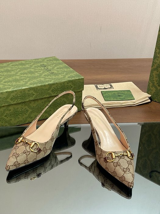 구찌 홀스빗 슬링백 (4.5cm)