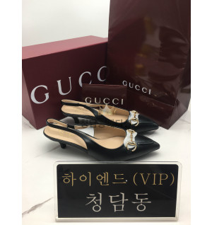 구찌 홀스빗 슬링백 (4.5cm)