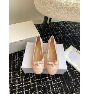 디올 까나쥬 펌프스