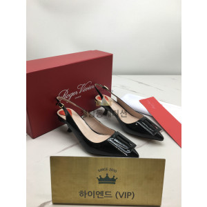 로저비비에 슬링백