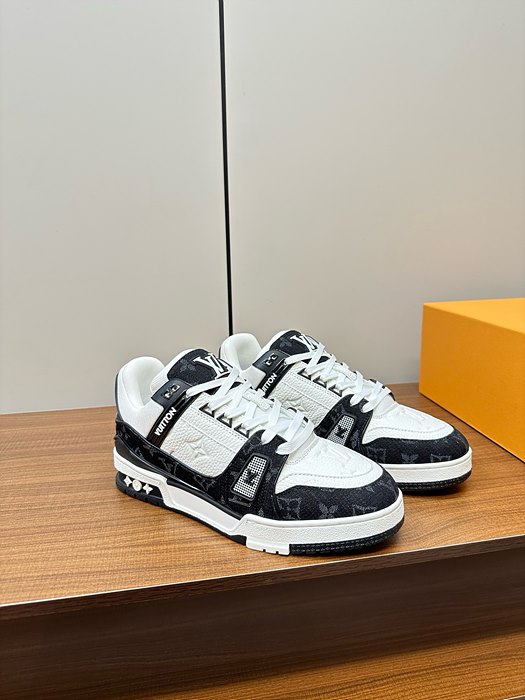 루이비통 스니커즈 (남녀공용)