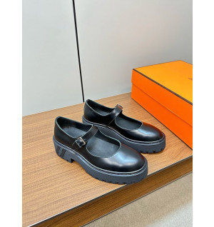 에르메스 메리제인 로퍼