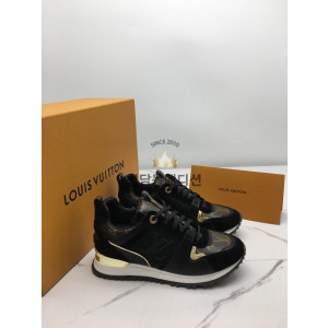 루이비통 런어웨이 스니커즈