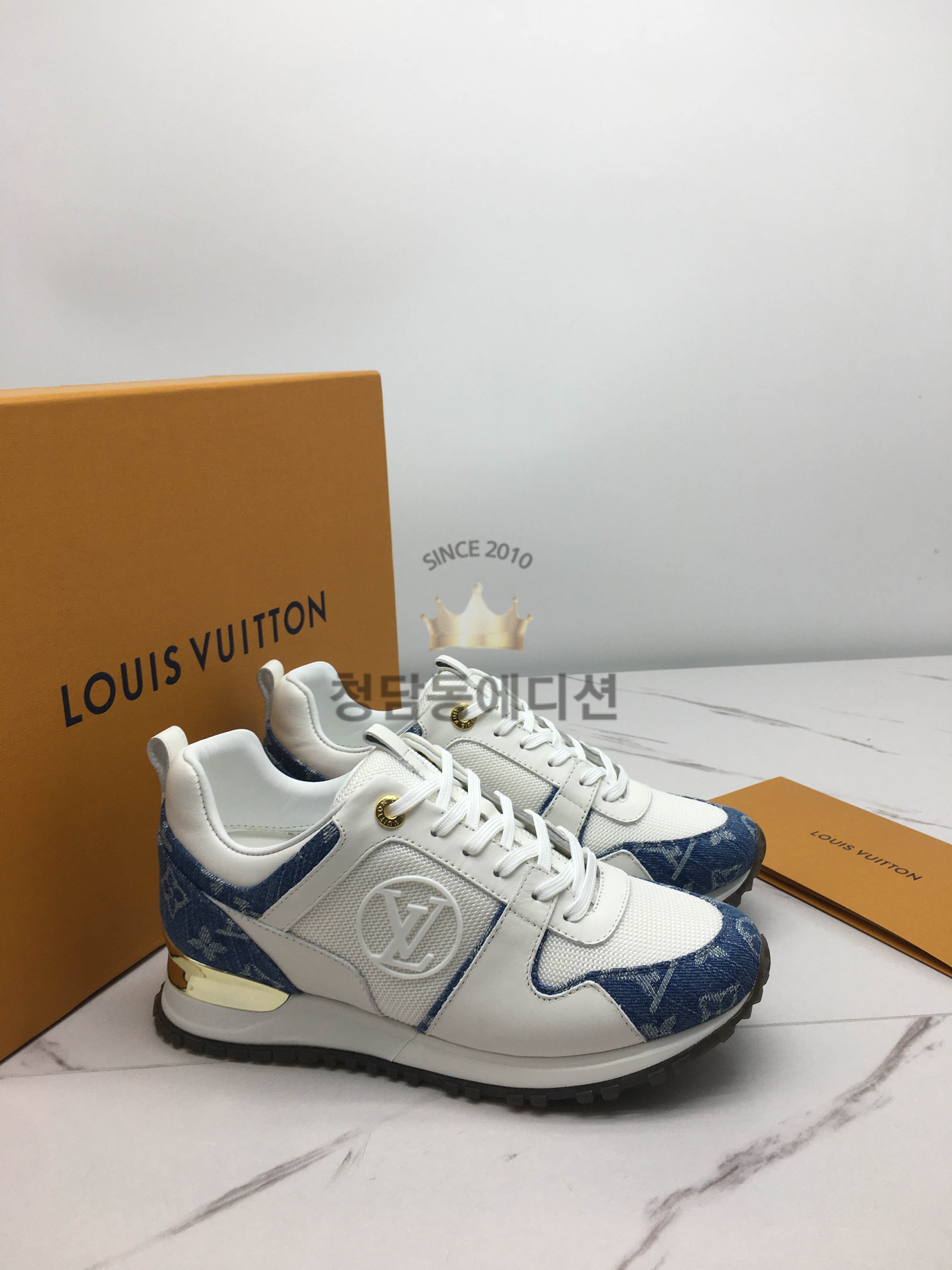 루이비통 런어웨이 스니커즈