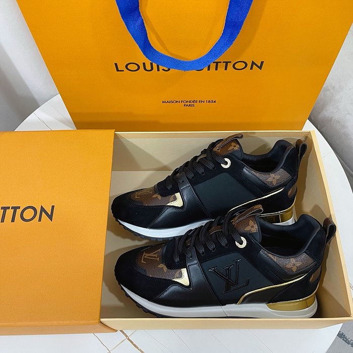 루이비통 런어웨이 스니커즈