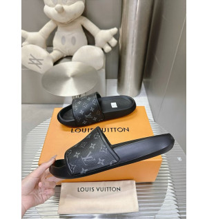 루이비통 슬리퍼 (남녀공용)