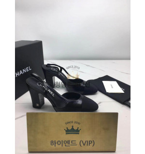 샤넬 슬링백 (굽 9.5cm)