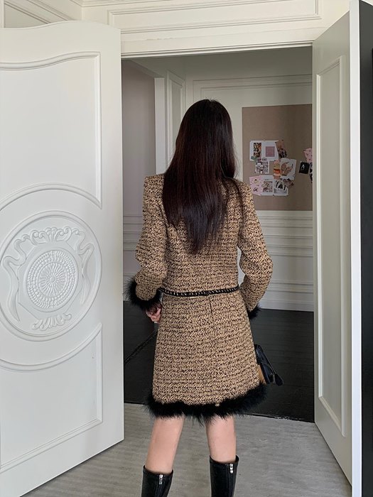 샤넬 재킷+하이웨이스트 스커트