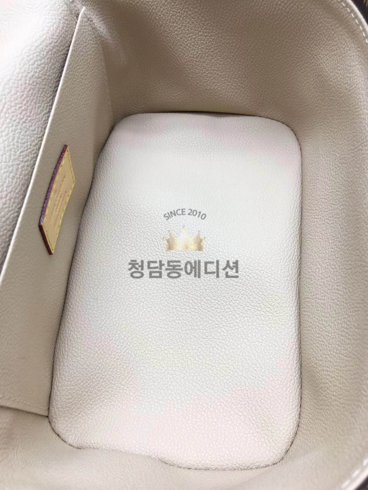 루이비통 니스 미니 M44495