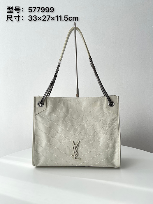 생로랑 니키 체인 미디움 쇼핑백 577999
