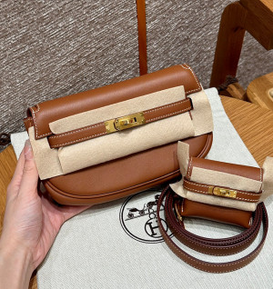 에르메스 켈리 무브