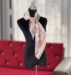 루이비통 실크 스카프
