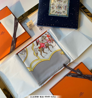 에르메스 실크 스카프