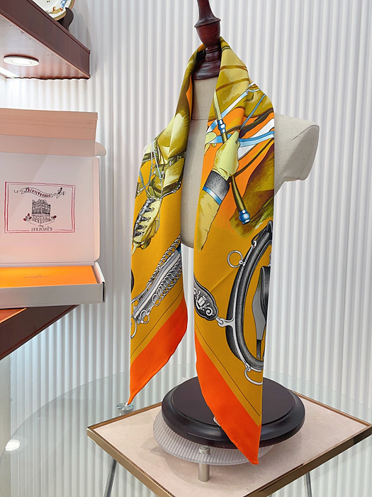에르메스 실크 스카프