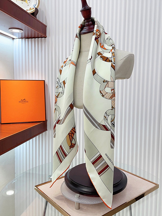에르메스 실크 스카프