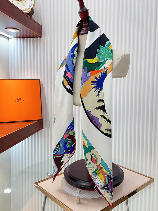 에르메스 실크 스카프