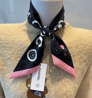 샤넬 실크 트윌리