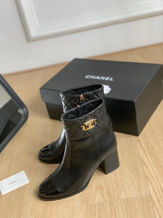 샤넬 23K 숏 부츠
