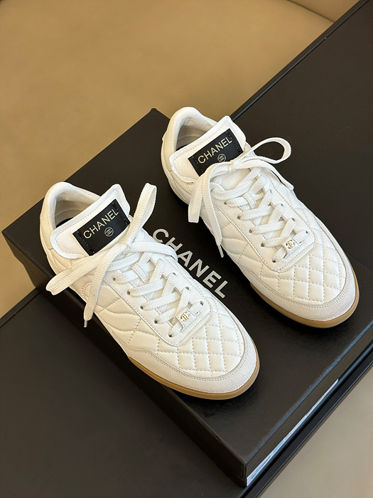 샤넬 23SS 스니커즈