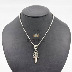 크롬하츠 스몰 대거 볼체인 펜던트