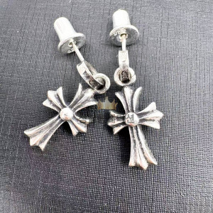 크롬하츠 베이비 펫 이어링