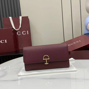 구찌 GG 소프트빗 장지갑 828147 (컬러 버건디)