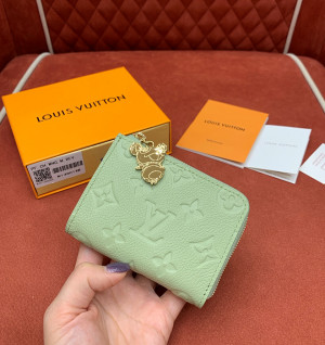 루이비통 x 무라카미 노아 컴팩트 지갑 M13801