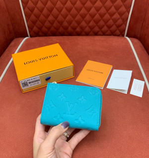 루이비통 x 무라카미 노아 컴팩트 지갑 M13801