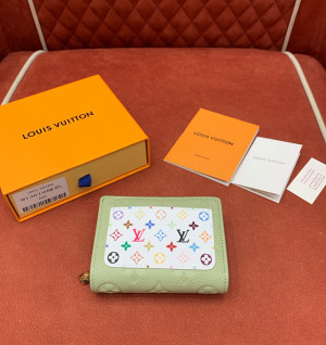 루이비통 x 무라카미 클레아 지갑 M13619