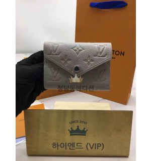 루이비통 빅토린 월릿 M13466