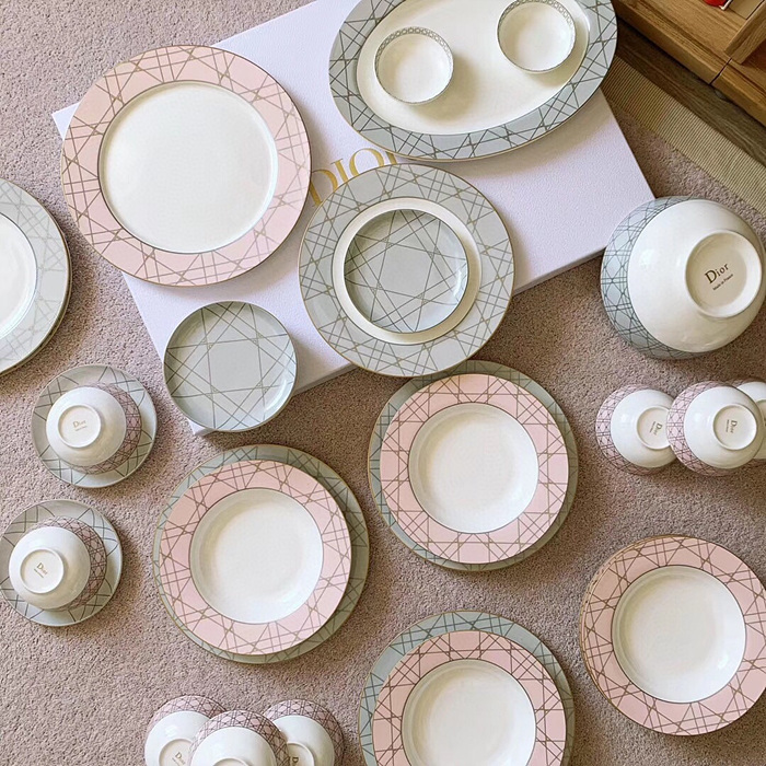 디올 까나쥬 몽테인 34피스 식기 세트