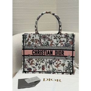 디올 북토트백 미디움