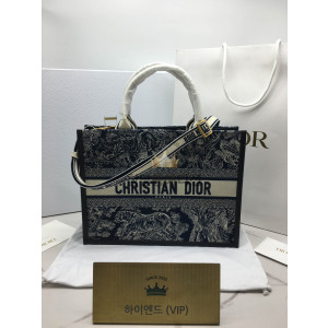 디올 북토트백 미디움 (숄더 스트랩 ver.)