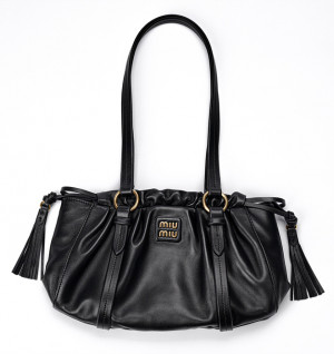 미우미우 쥬아 나파 가죽백 5BG306