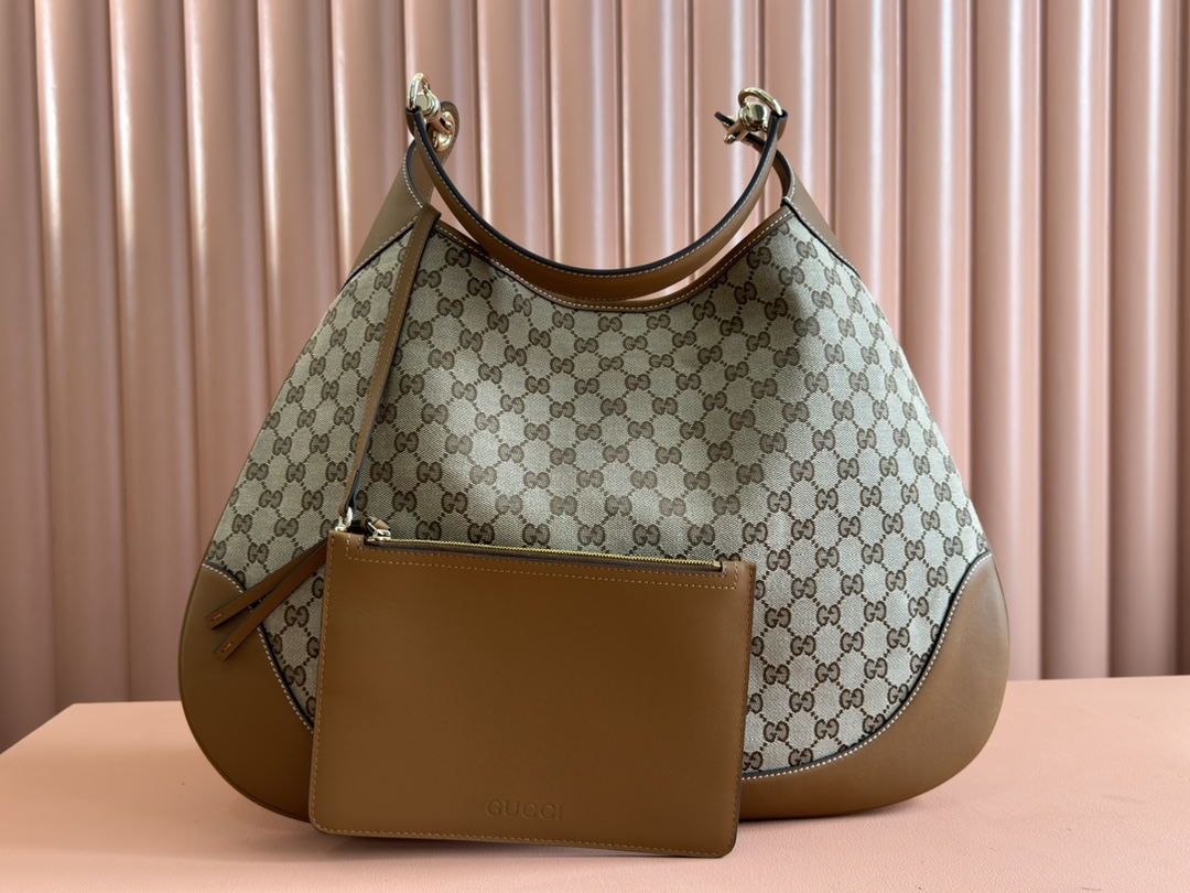 구찌 맥시 숄더백