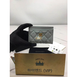 샤넬 클래식 캐비어 카드홀더 금장