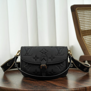 루이비통 다이앤 M46386 (upgrade ver.)