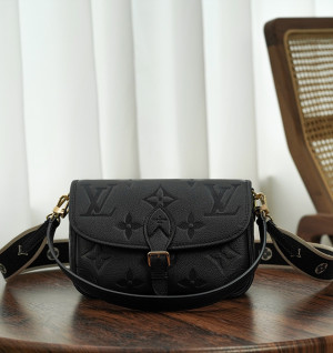 루이비통 다이앤 M46386 (upgrade ver.)