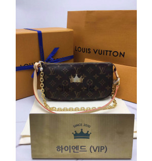루이비통 모노그램 포쉐트 악세수아 M82766