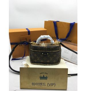 루이비통 베니티 체인 파우치 M47125