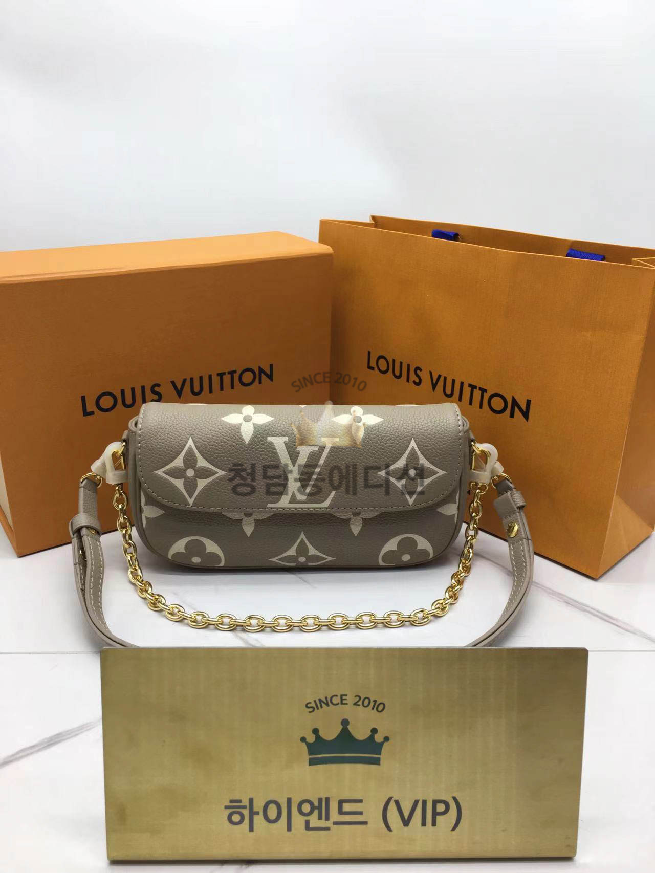 루이비통 월릿 온 체인 아이비 M82211 (upgrade ver.)