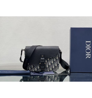 디올 새들 플랩 메신저백