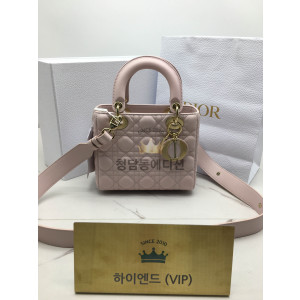 디올 레이디백 스몰 (램스킨) (upgrade ver.)