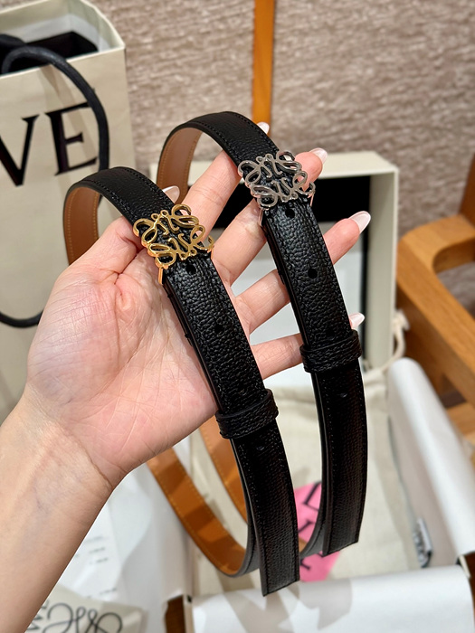 로에베 아나그램 벨트 (금장/은장)